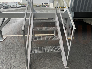 5. OPT-LD — schody dla pieszych (kierowcy wózka widłowego).
